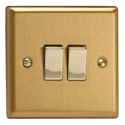 Varilight 10A Intermediate Switch with 10A 1- or 2-Way Rocker Switch